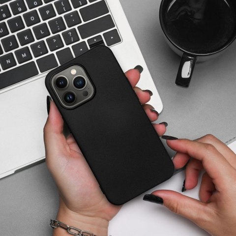 Futerał do iPhone 13 PRO Silicone czarny