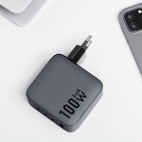 Ładowarka sieciowa do telefonu Forcell F-Energy GaN 3 x USB C + USB A QC4.0 PD 5A 100W VT-46 szara