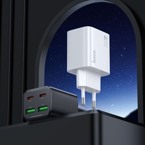 Ładowarka sieciowa do telefonu Hoco 2 x USB C + 2 x USB A QC3.0 PD 3A 30W + kabel USB C do Lightning N56 czarna