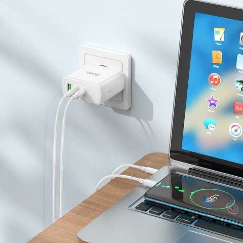 Ładowarka sieciowa do telefonu Hoco 2 x USB C + USB A GaN QC PD 65W N30 biała